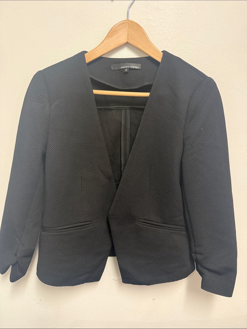 Amanda & Chelsea Black Textured Open Blazer